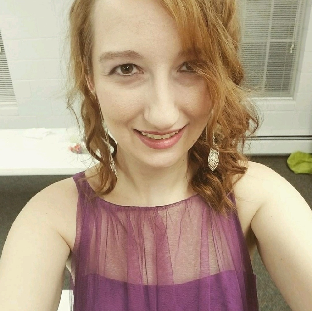 Meet your Posher, Liz